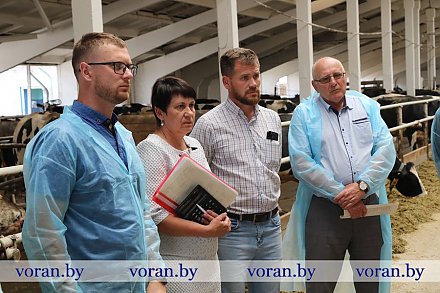 В Вороновском районе прошла взаимопроверка по соблюдению норм технологического регламента на молочно-товарных фермах сельхозпредприятий
