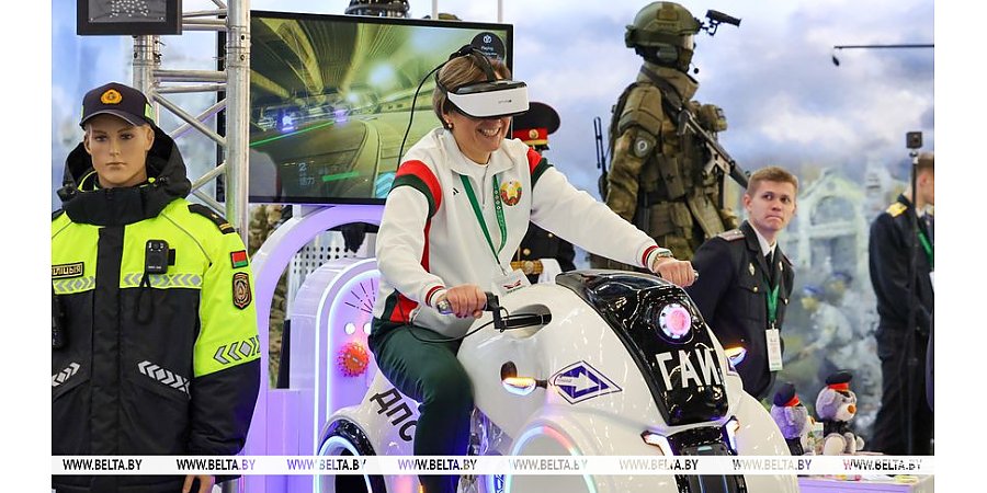Интерактивные стенды, экипировка, исторический блок. Что можно увидеть на экспозиции МВД на выставке достижений "Моя Беларусь"
