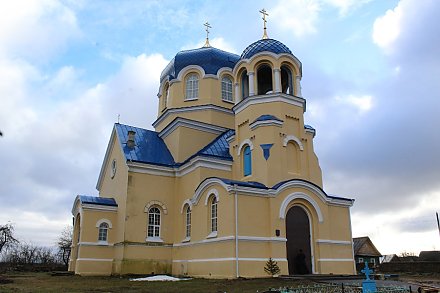 Можно ли ходить на кладбище в Пасху?