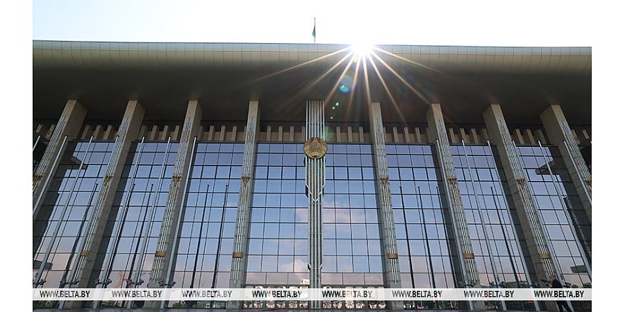 Александр Лукашенко: «В налоговой сфере нужно обеспечивать баланс интересов государства и хозяйствующих субъектов»