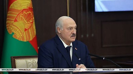 "Основа дальнейшей результативности". Александр Лукашенко обозначил "мгновенные" задачи для правительства