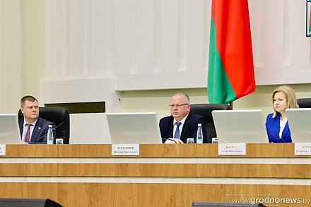 Итоги социально-экономического развития региона и исполнение бюджета за 2024 год обсудили на заседании облисполкома