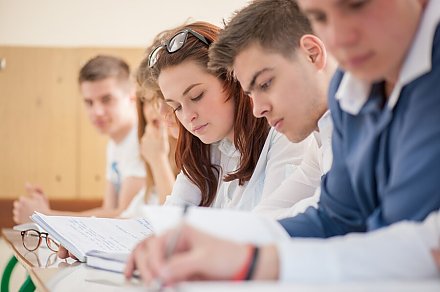 В Беларуси начался прием документов в профессионально-технические учреждения