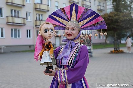 «Лялькi над Нёманам»: в Гродно стартовал международный фестиваль кукольных театров