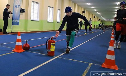 В Гродно прошло областное первенство по пожарно-спасательному спорту