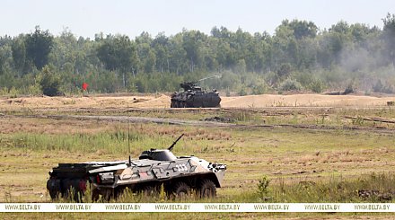 Десантирование, штурм, залповый огонь. Завершилась антитеррористическая тренировка военных Беларуси и Китая