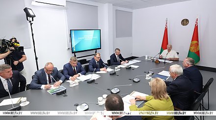 Что в приоритете у Президента - сельское хозяйство или промышленность? Александр Лукашенко расставил акценты