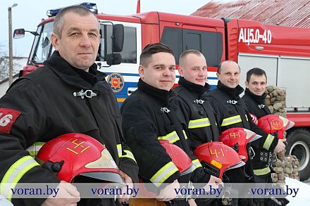 МЧС Беларуси — 25 лет. Вороновские спасатели — о профессиональных буднях