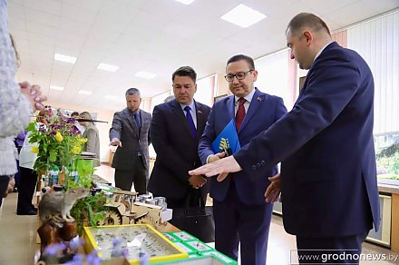 Заместитель Главы Администрации Президента Владимир Перцов встретился со студентами и преподавателями ГГАУ