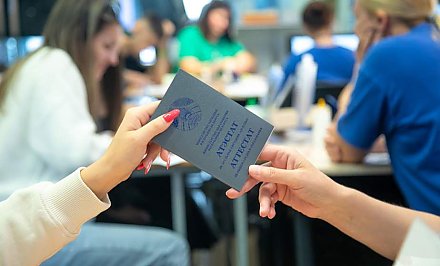 Во сколько вузов сразу абитуриенты смогут подать документы в 2025 году?