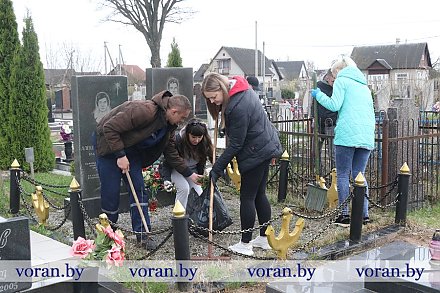 Общее дело для сохранения памяти. Молодежь Вороновского района присоединилась к областной патриотической акции БРСМ «Сохраним память на века!»  