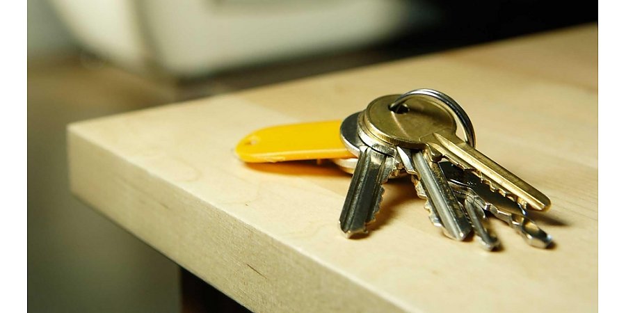 Сдаёшь квартиру «тунеядцу» — придётся платить больше? В ЖКХ объяснили нюансы