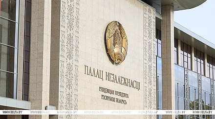 Ликвидация последствий непогоды в Гродно и помощь аграриям на уборочной. Александр Лукашенко заслушал доклад Вадима Синявского