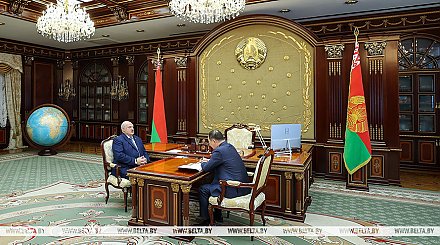 Способствовать росту и не оттягивать деньги из экономики. Александр Лукашенко обозначил задачи для банковской системы