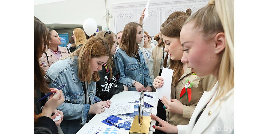 Марафон трудоустройства студенческой молодежи в рамках инициативы «Учись и работай»