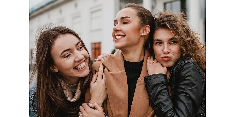 Смелые, сильные и дерзкие: женщины каких знаков зодиака притягивают внимание окружающих