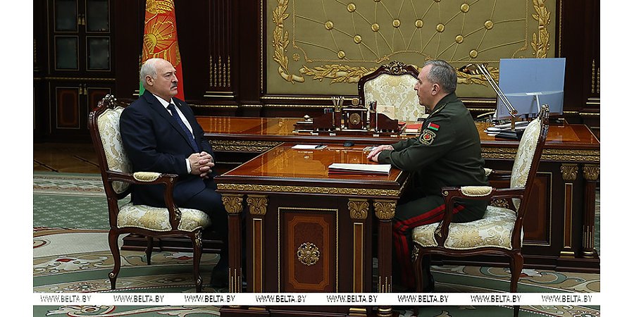 Военный арсенал, кадры, международные встречи и проповедник из США. Итоги недели Президента