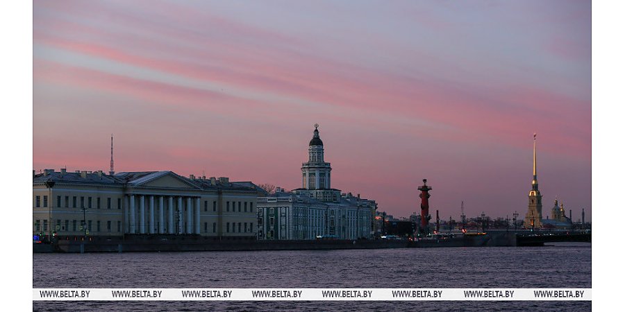 Александр Лукашенко направился с рабочим визитом в Россию