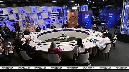 Александр Лукашенко заявил о планах договориться с Владимиром Путиным о строительстве в Беларуси второй АЭС