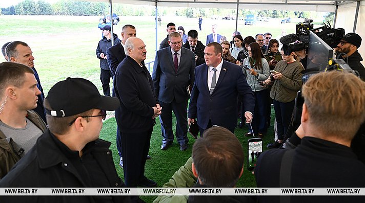 Жесткая критика, но не только. Александр Лукашенко поручил за будущий год кардинально изменить Могилевскую область