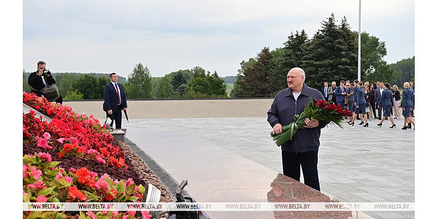 Почему Александр Лукашенко называет Курган Славы сакральным местом и как его спасали от запустения