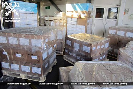 Литовский перевозчик пытался скрытно провезти груз на 900 000 рублей