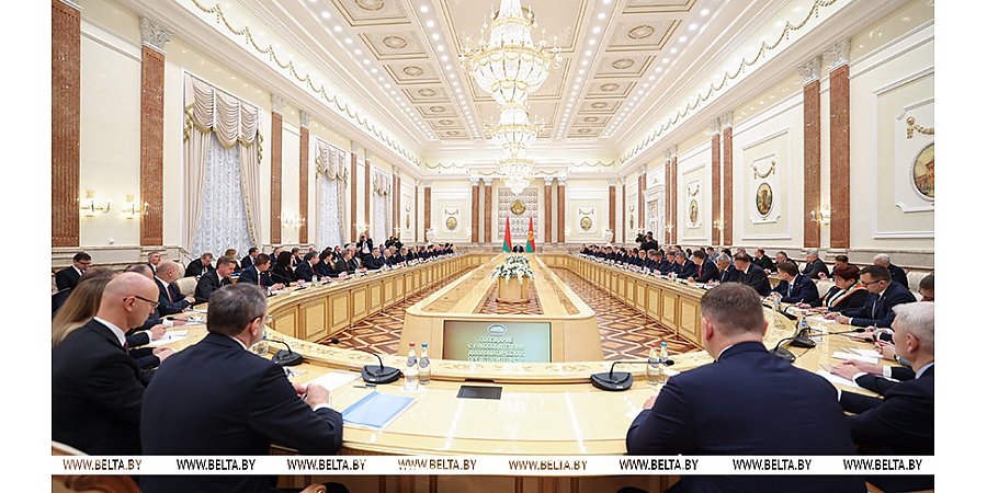 Тонкая настройка на внешнем контуре. Подробности совещания Александра Лукашенко с дипломатами