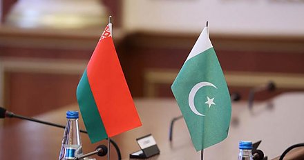 Александр Лукашенко предложил премьеру Пакистана доработать и утвердить дорожную карту сотрудничества на перспективу