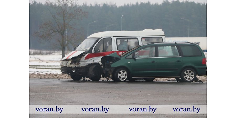 В Вороновском районе в аварию попал автомобиль медицинской помощи