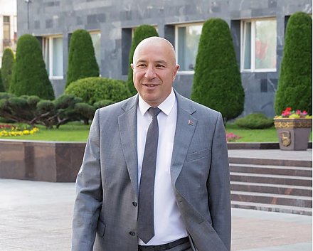 Поздравление Юрия Караева с Днем работников радио, телевидения и связи