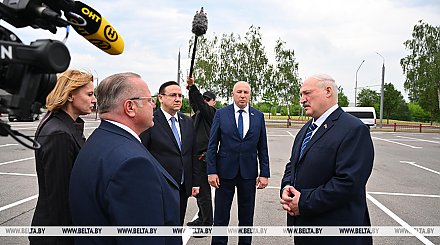 "Как у генерала может быть непорядок?" Александр Лукашенко начал поездку в Гродно с принципиального разговора