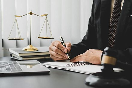 Адвокаты проведут бесплатные консультации для малообеспеченных граждан 13 марта