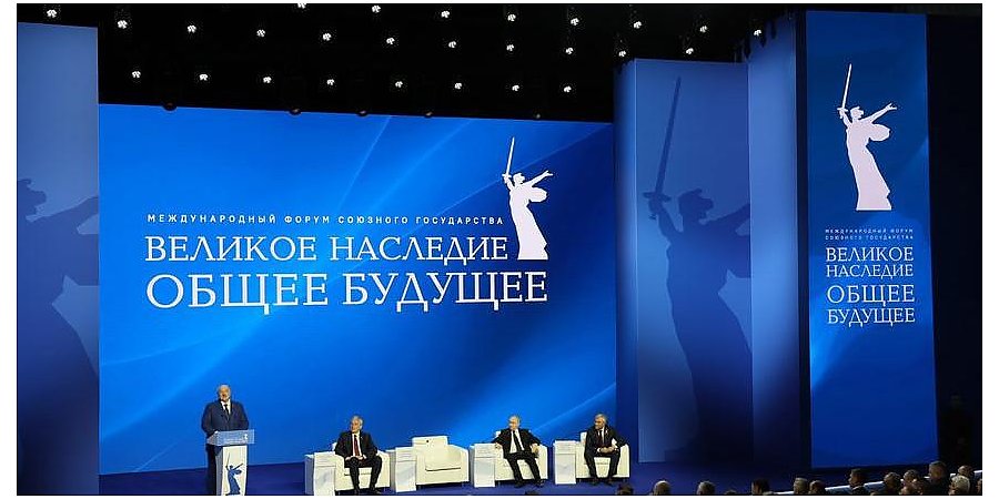 Уроки памяти в Сталинграде, встреча с Владимиром Путиным и астраханские перспективы. Итоги недели Президента