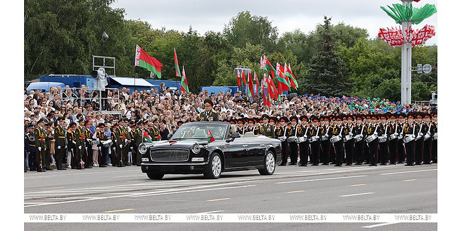 ФОТОФАКТ: Военный парад в честь Дня Независимости прошел в Минске