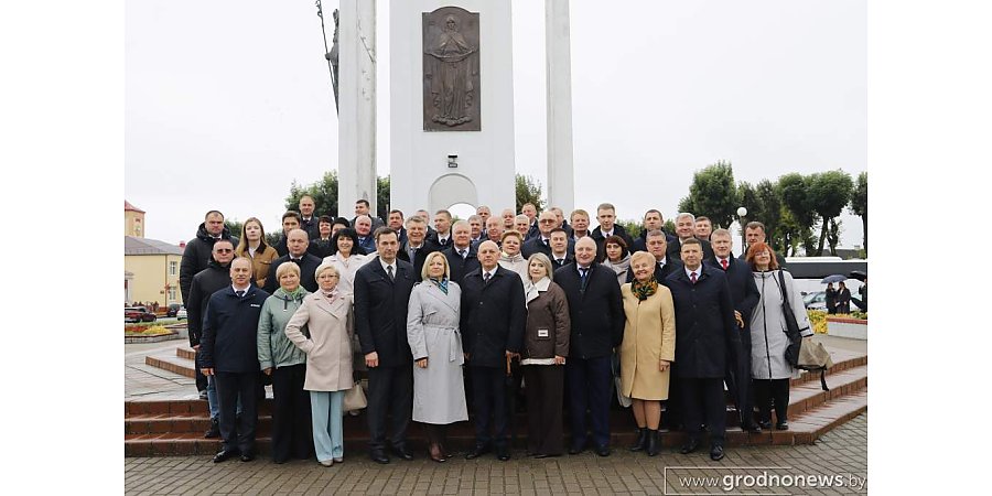 В Ивьевском районе проходит выездная сессия Гродненского областного Совета депутатов
