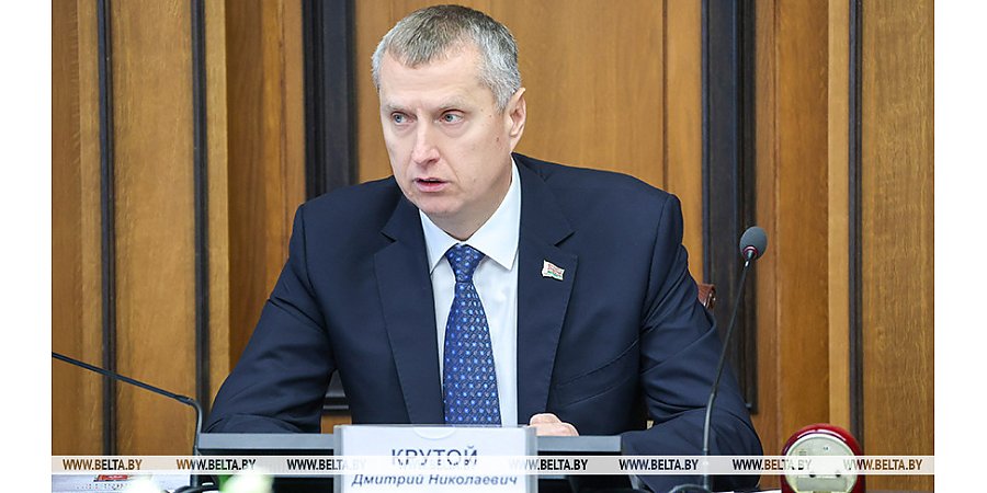 Какие вопросы вынесли на Республиканский совет по исторической политике? Крутой обозначил повестку