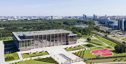 Александр Лукашенко поздравил зарубежных лидеров с 80-й годовщиной Великой Победы