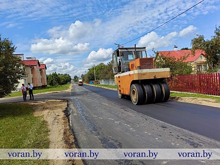 По гагаринской — с ветерком. В Заболоти ведется асфальтирование улицы