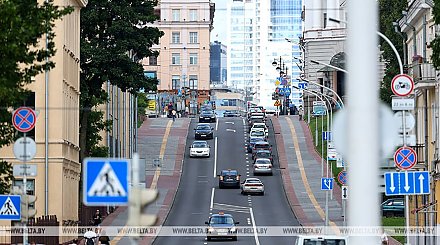 Водителям на заметку: с 25 августа по 5 сентября нужно ездить днем с включенными фарами