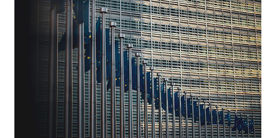 Еврокомиссия предложила полностью запретить странам ЕС закупать газ в России