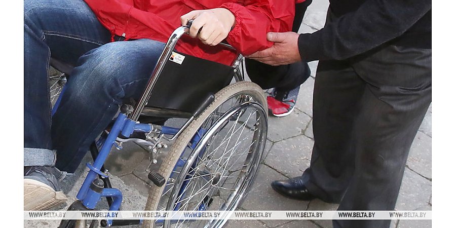 В Минтруда напомнили о новшествах в назначении пособия по уходу за инвалидами I группы и пожилыми