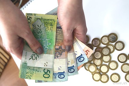 Более 400 рублей помог вернуть профсоюз учителю начальных классов из Гродненской области