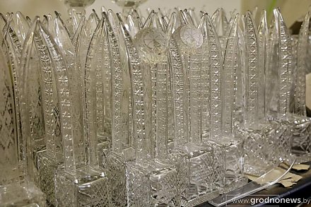 Семицветик готов — главный приз XV Республиканского фестиваля национальных культур уже ждёт победителя!