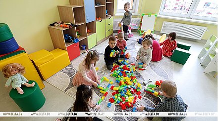 В детсадах Беларуси увеличат количество групп для детей до двух лет