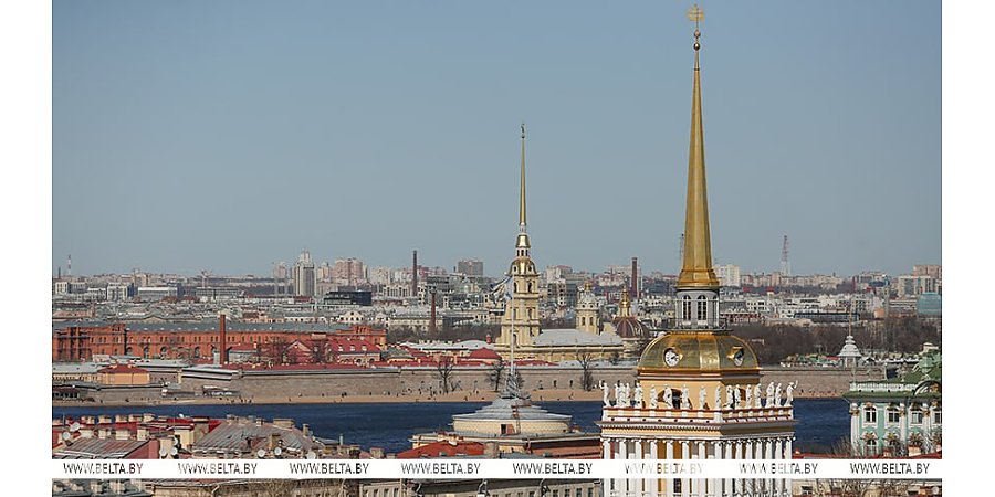 Александр Лукашенко прибыл с рабочим визитом в Россию для участия в саммитах ЕАЭС и СНГ
