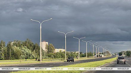 Оранжевый уровень опасности из-за сильного ветра объявлен в Беларуси на 13 июня