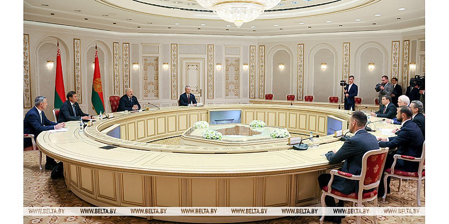 Техника, продовольствие, строительство. Александр Лукашенко назвал направления сотрудничества с Вологодской областью