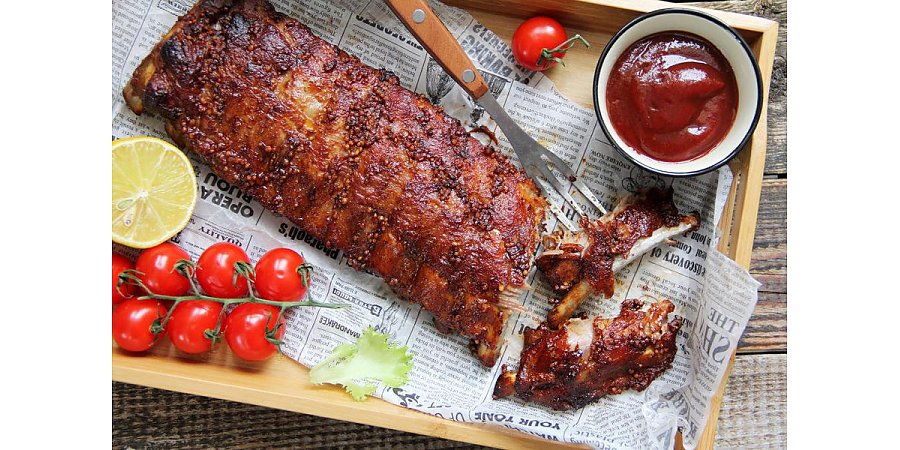 Попробуйте что-то по-настоящему вкусное: рецепт свиных ребрышек с румяной корочкой и насыщенным ароматом