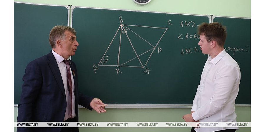 Каждый пятый работающий пенсионер в Беларуси трудится в сфере образования