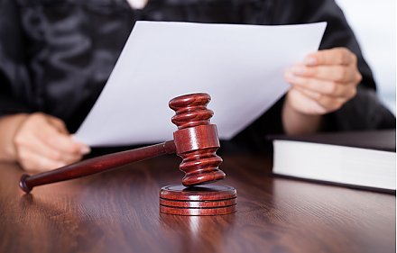 В банке из-под сока — гашишное масло